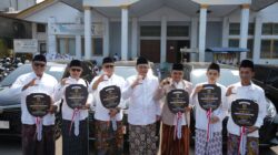 Peringati HSN Pemkab Pemalang Hibahkan Enam Mobil Operasional untuk Pesantren